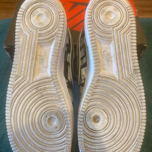 Nike 2020 Air Force 1 '07 LX 'Worldwide Pack - Black' - Picture 5 of 7